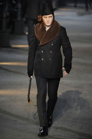 Alexander McQueen / - 2009-2010